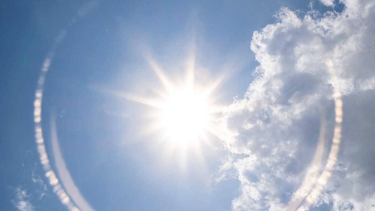 Human Deaths from Hot and Cold Temperatures and Implications for Climate Change