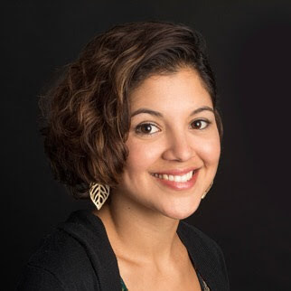 Amanda Machado headshot 1