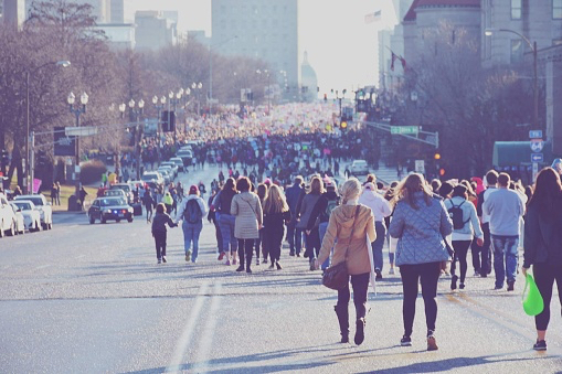 Breakthrough Bookshelf Cover
